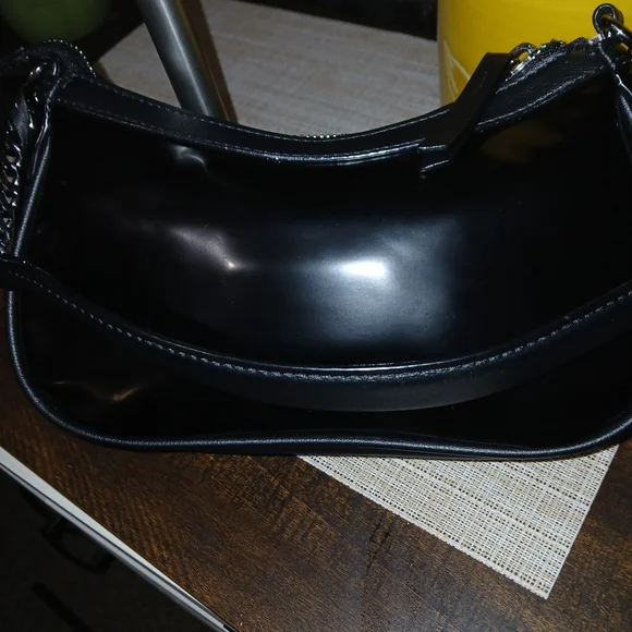 Juicy Couture Black Patent Shoulder Bag with Crown Detail - Picture 4 of 8